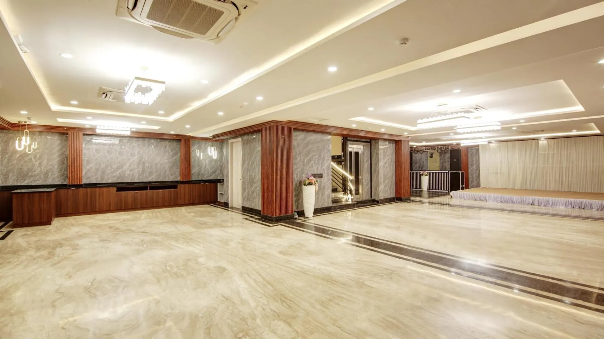 Hotel 91 Millennium Huda Gurgaon 3*,  India